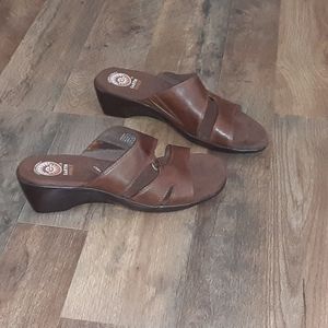 Earth Spirit "Gerlin 2000" brown "Marjorie" leather comfort first sandals size 8